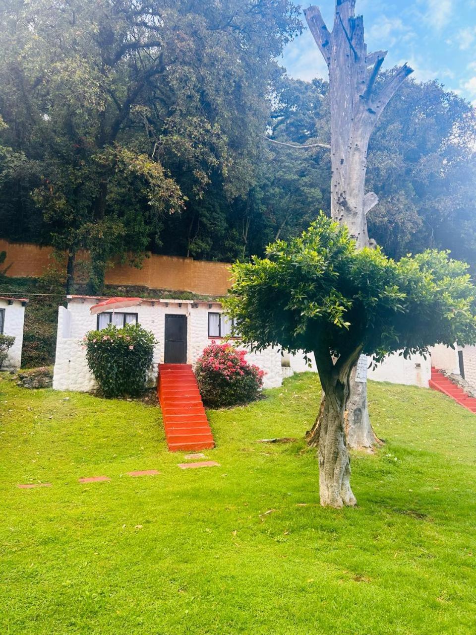 Club Santa Maria Hotel Cuernavaca Buitenkant foto